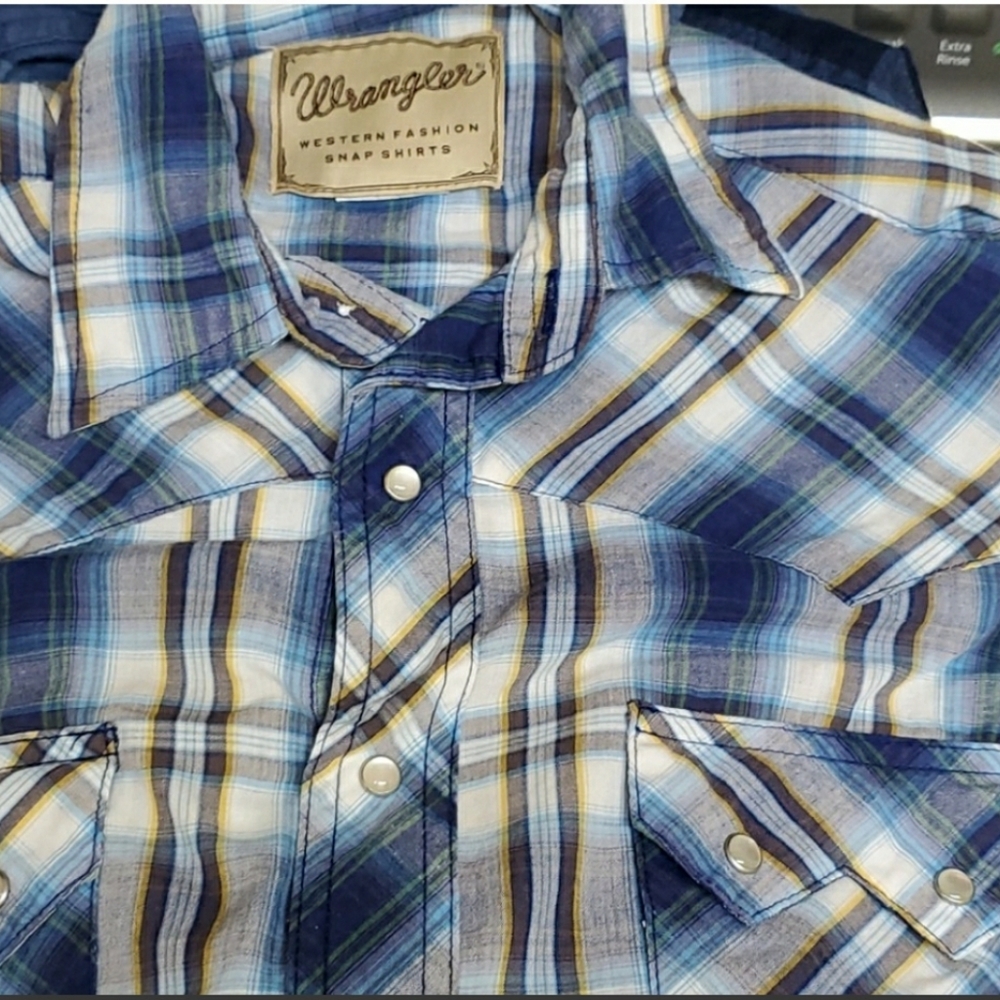 Wrangler pearl snap